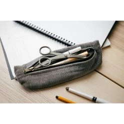 Fiskars ReNew Hobbysaks 9 Fiskars ReNew Hobbysaks -Fiskars butik 1062546 fiskars renew hobby scissors 13cm environment 04