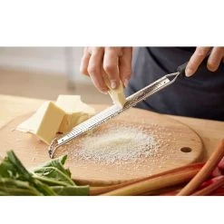 Blomsterbergs Rivejern, Grå 6 Blomsterbergs Rivejern, Grå -Fiskars butik 15553 env 3 2102