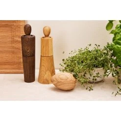 Spring Copenhagen Mr. Pepper Peberkværn, Træ -Fiskars butik 2000 fsc mr pepper mencke vagnby 11