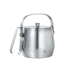 Bredemeijer Buttet Isspand, Stål