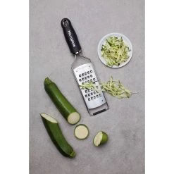 Microplane Gourmet Ekstra Groft Rivejern -Fiskars butik 45008 30 350 m