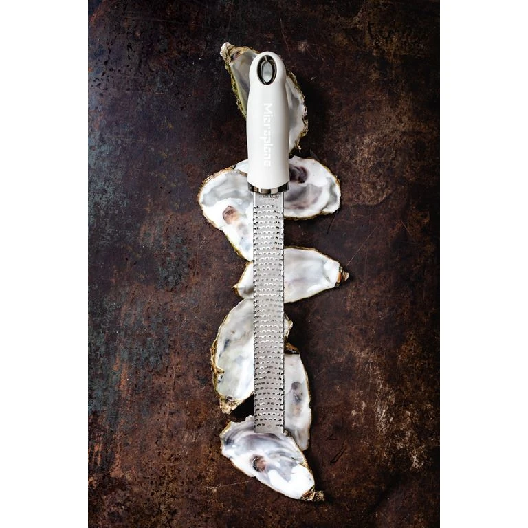 Microplane Premium Classic Zester Rivejern 3 Microplane Premium Classic Zester Rivejern - Billede 3