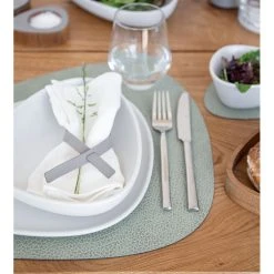 LIND DNA Curve Dækkeserviet, Olivengrøn, 37x44 Cm -Fiskars butik 5711905516675 4