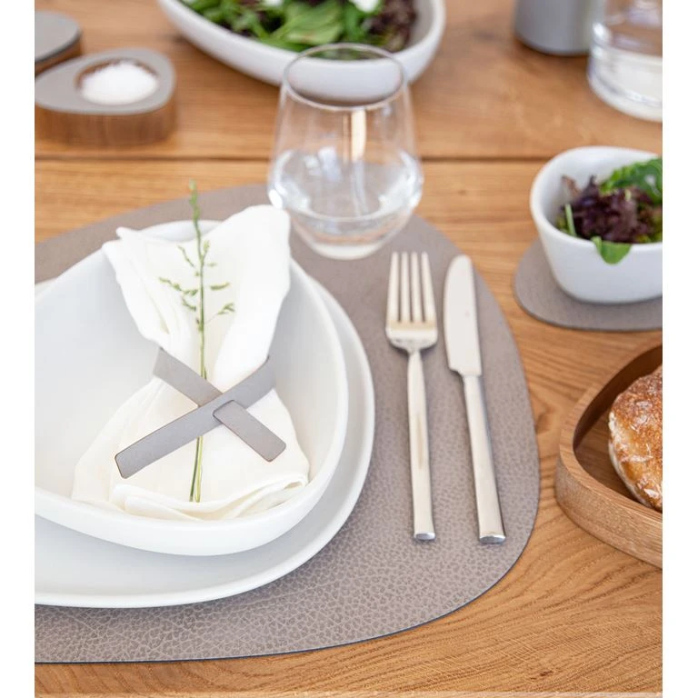 LIND DNA Curve Dækkeserviet, Grå, 37x44 Cm 4 LIND DNA Curve Dækkeserviet, Grå, 37x44 Cm - Billede 4