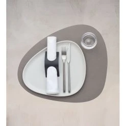 LIND DNA Serene Curve Dækkeserviet, Ask, Large -Fiskars butik 991474 2