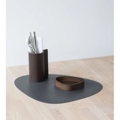 LIND DNA Serene Curve Dækkeserviet, Antracit -Fiskars butik 991476 3