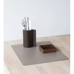 LIND DNA Serene Square Dækkeserviet, Lys Grå, Large -Fiskars butik 991485 3